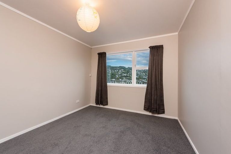 Photo of property in 41 Chartwell Drive, Crofton Downs, Wellington, 6035