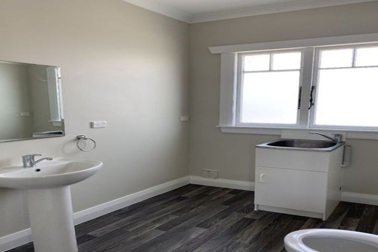 Photo of property in 330b Carrington Street, Vogeltown, New Plymouth, 4310