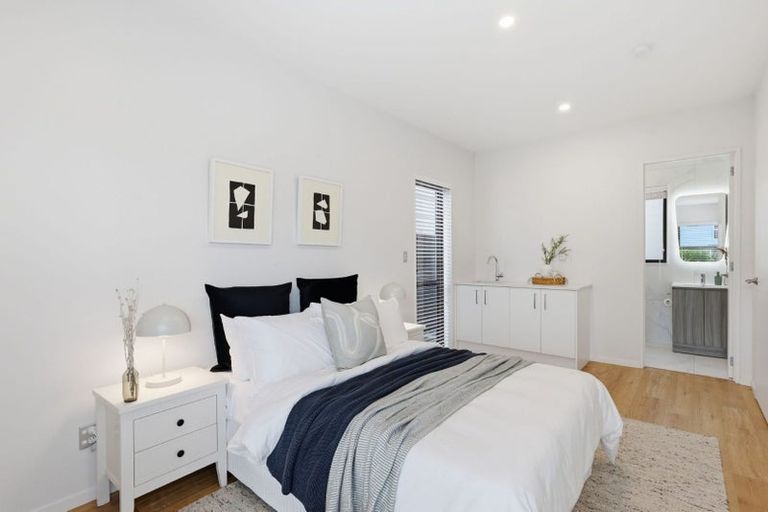 Photo of property in 31 Myland Drive, Hobsonville, Auckland, 0616