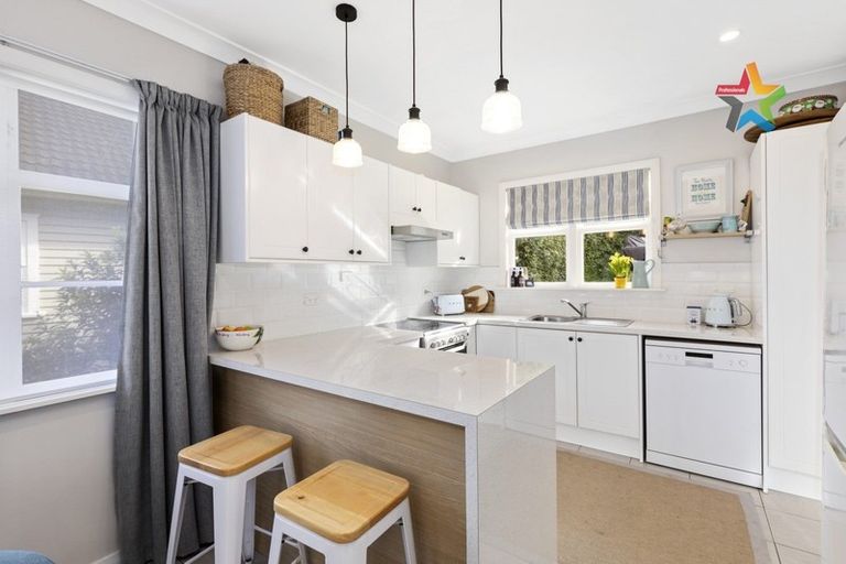 Photo of property in 99 Normandale Road, Normandale, Lower Hutt, 5010