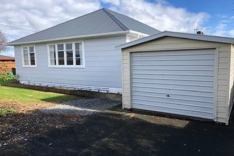 Photo of property in 577 Queen Street East, Levin, 5510