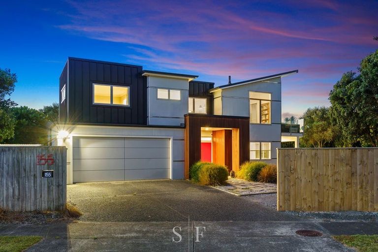 Photo of property in 155 Field Way, Waikanae Beach, Waikanae, 5036