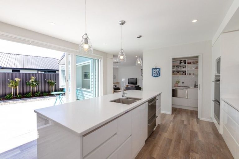 Photo of property in 14 Silver Springs Boulevard, Mosgiel, 9024