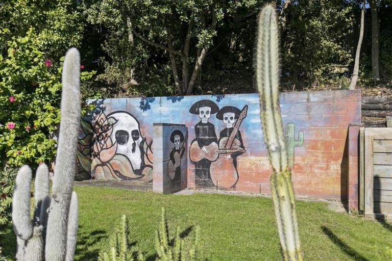 Photo of property in 75 Saffron Street, Birkdale, Auckland, 0626