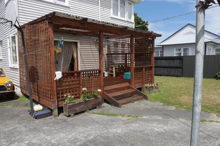 Photo of property in 51 Compton Crescent, Taita, Lower Hutt, 5011