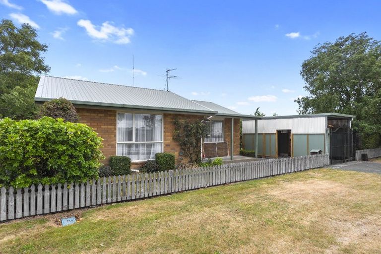 Photo of property in 6 Bank Street, Amberley, 7410