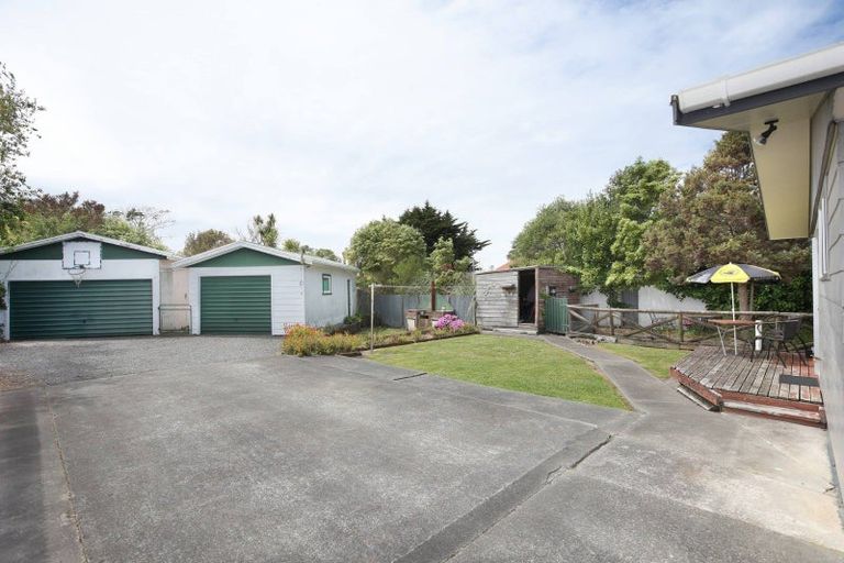 Photo of property in 19 Alexandra Street, Marton, 4710