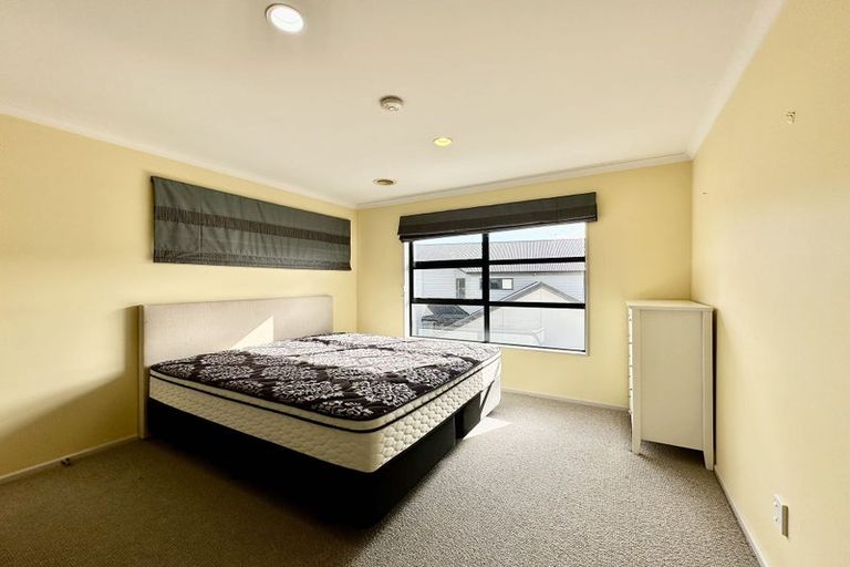 Photo of property in 61 Te Puia Drive, Aotea, Porirua, 5024