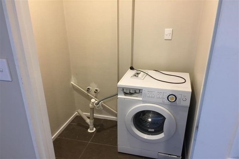 Photo of property in 553b East Coast Road, Browns Bay, Auckland, 0630