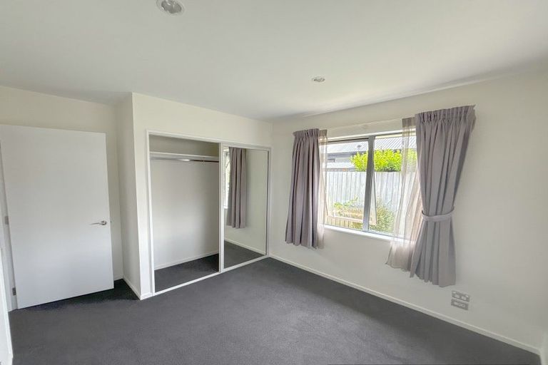 Photo of property in 12 Blaenavon Lane, Halswell, Christchurch, 8025