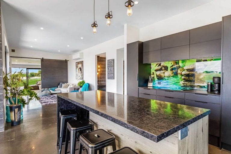 Photo of property in 57 Beechwood Road, Feilding, 4779