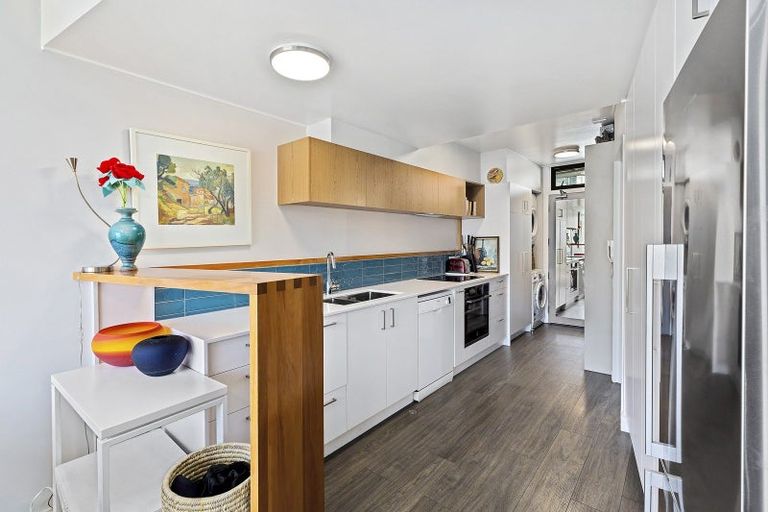 Photo of property in Hannahs Corner, 32/8 Leeds Street, Te Aro, Wellington, 6011