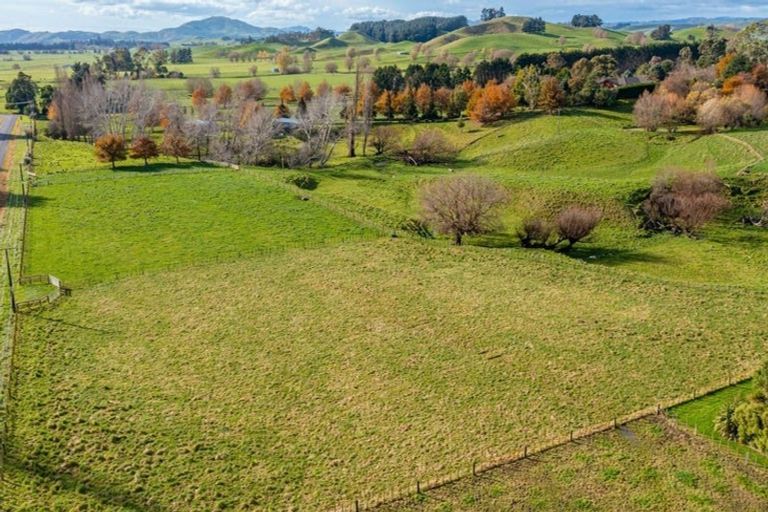 Photo of property in 182 Ireland Road, Waipawa, 4277