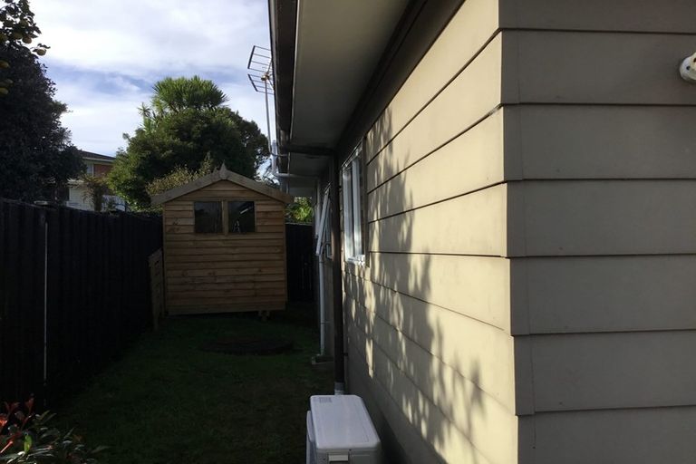 Photo of property in 77a Lynden Avenue, Hillcrest, Auckland, 0627