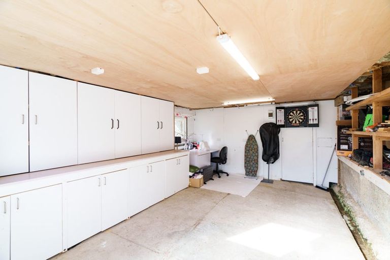 Photo of property in 7 Glendevon Place, Vauxhall, Dunedin, 9013