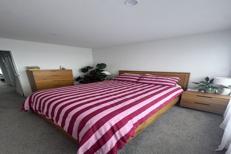 Photo of property in 4/11 Jaemont Avenue, Te Atatu South, Auckland, 0610