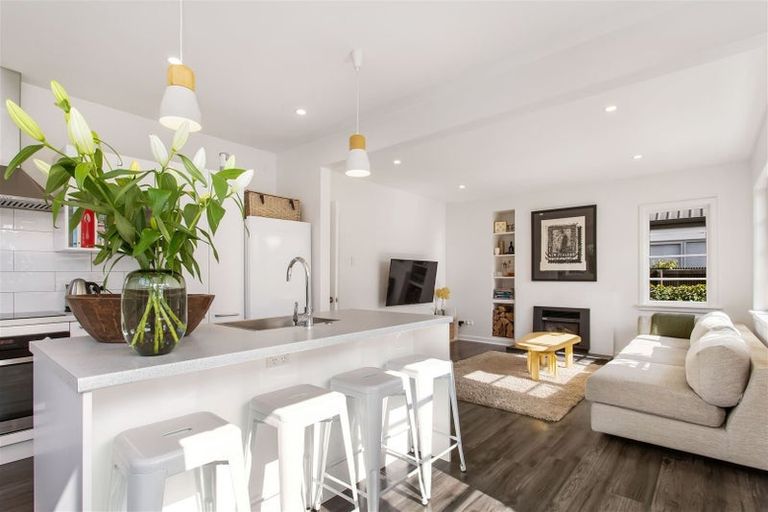 Photo of property in 52 Paparoa Street, Papanui, Christchurch, 8053