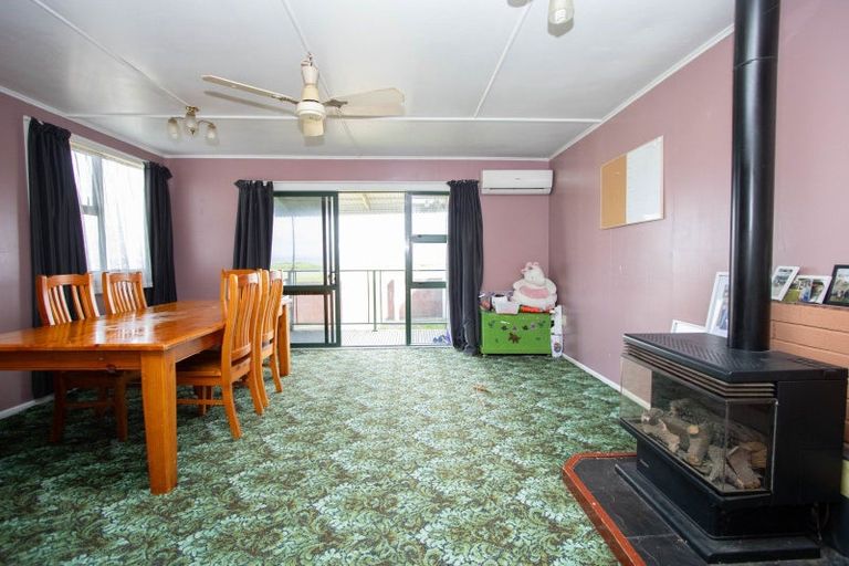 Photo of property in 26 Aputa Avenue, Te Puru, Thames, 3575