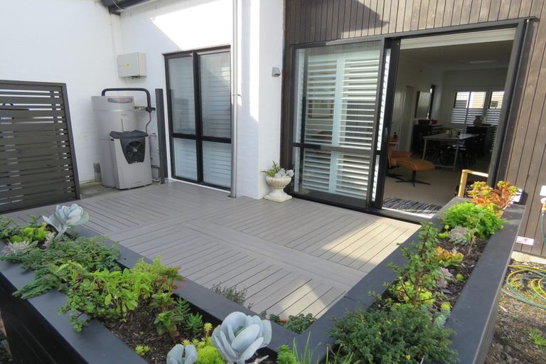 Photo of property in 34 Onekiritea Road, Hobsonville, Auckland, 0616