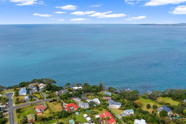 Photo of property in 12 Penguin Street, Leigh, 0985