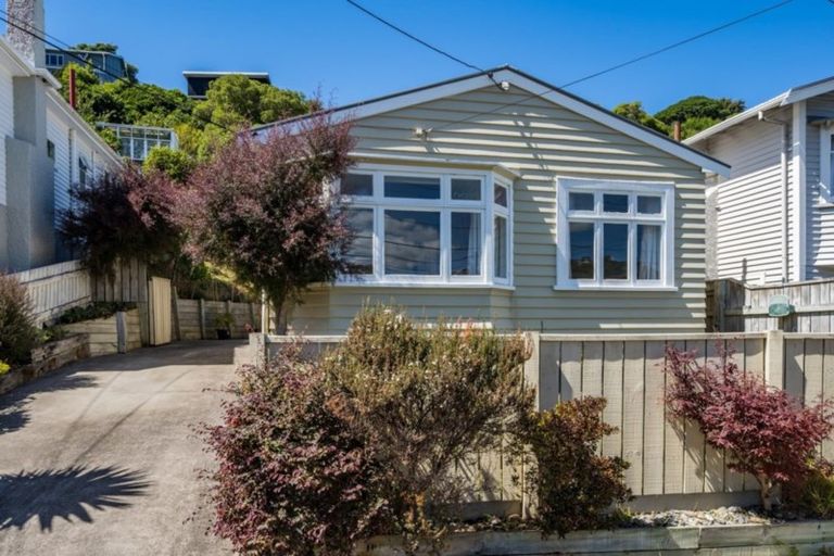 Photo of property in 162 Darlington Road, Miramar, Wellington, 6022