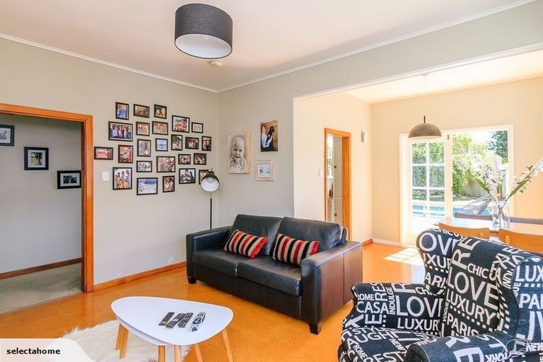 Photo of property in 142 Oxford Terrace, Epuni, Lower Hutt, 5011