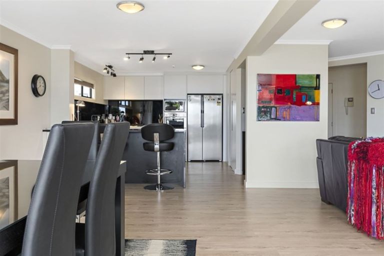 Photo of property in 4/2 Sixth Avenue, Tauranga, 3110