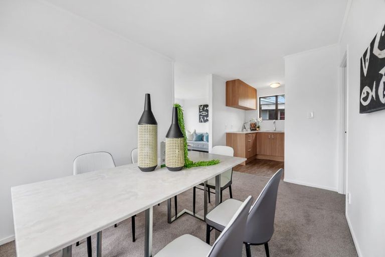 Photo of property in 2/17 Coombe Avenue, Otara, Auckland, 2023