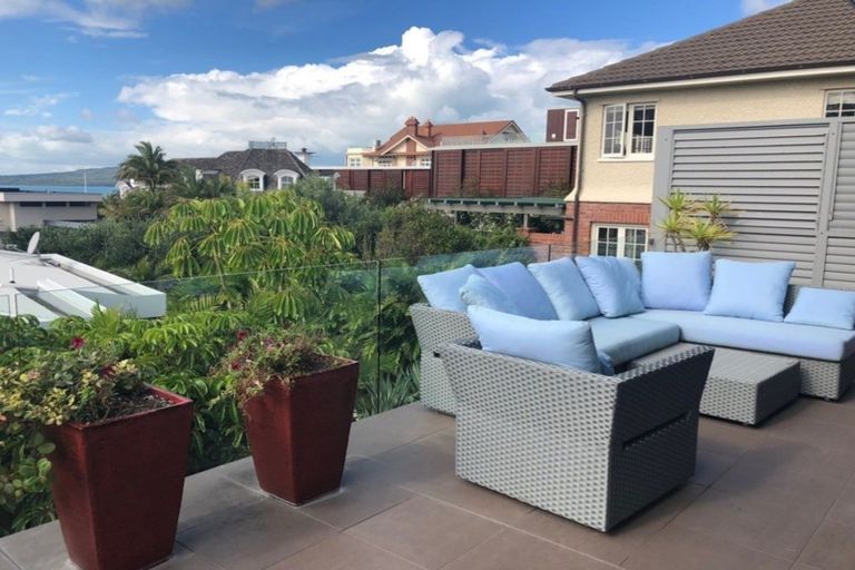 Photo of property in 2/21 Park Avenue, Takapuna, Auckland, 0622