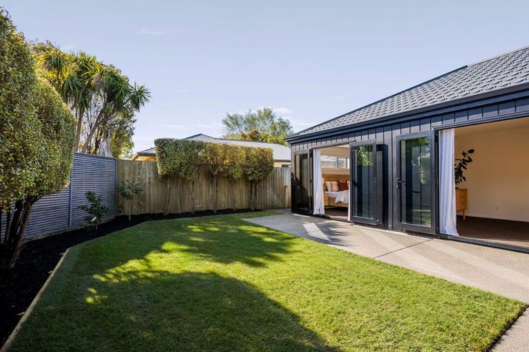 Photo of property in 137 Mcfaddens Road, St Albans, Christchurch, 8052