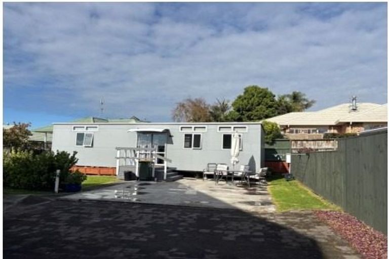 Photo of property in 10 O'connor Drive, Pukekohe, 2120