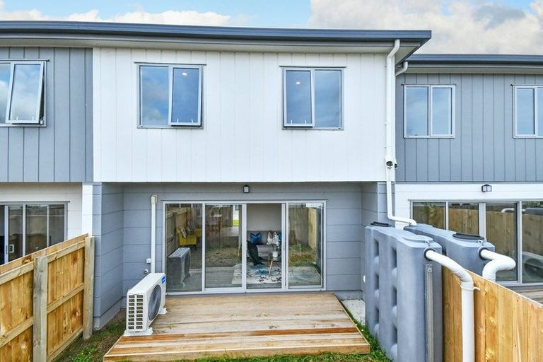 Photo of property in 7/70 Clevedon Road, Papakura, 2110