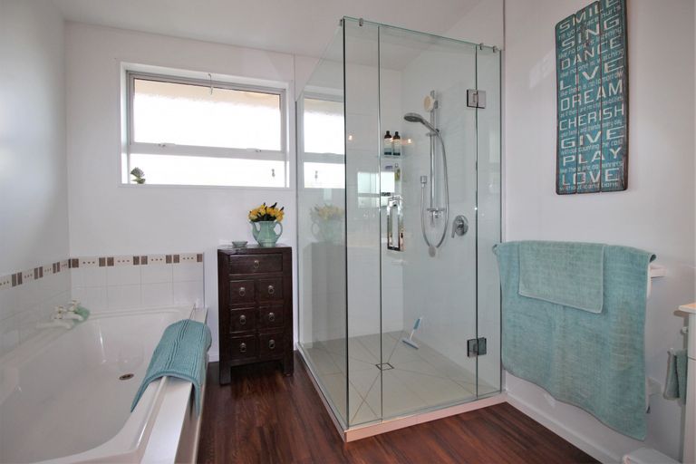 Photo of property in 15 Boundary Road, Alexandra, 9320