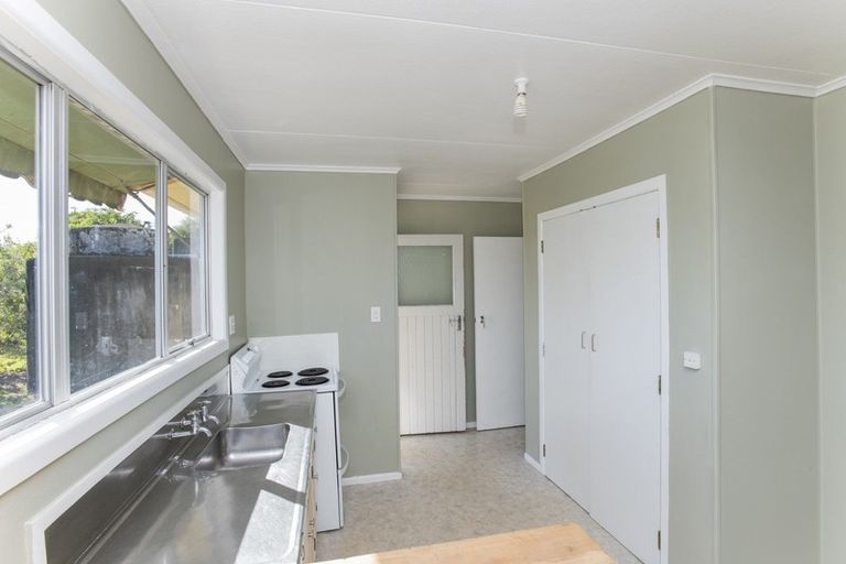 Photo of property in 18 Library Road, Te Karaka, 4022