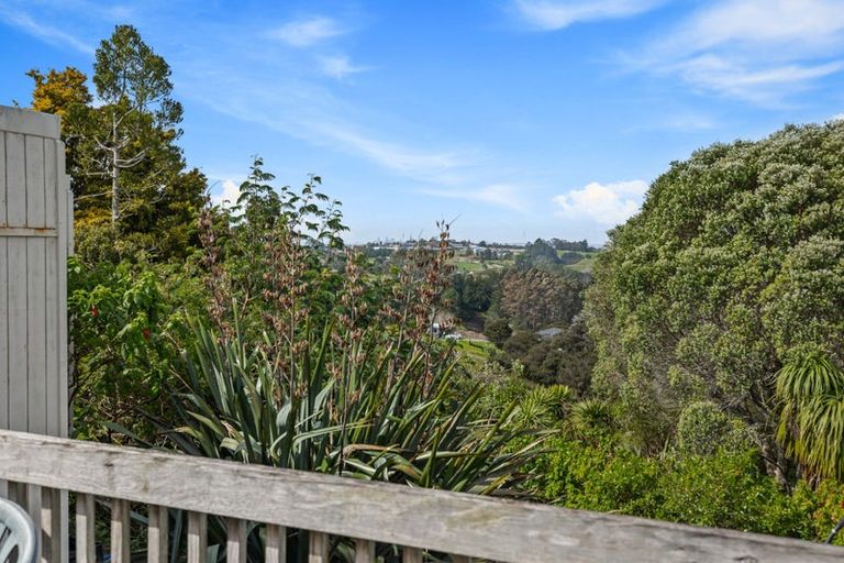 Photo of property in 83 Sunnyvale Road, Massey, Auckland, 0614