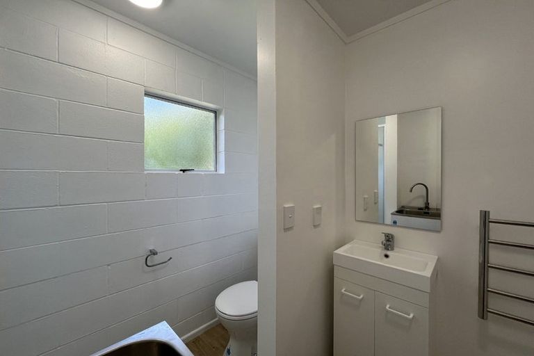 Photo of property in 1/89 Glenpark Avenue, Frankleigh Park, New Plymouth, 4310