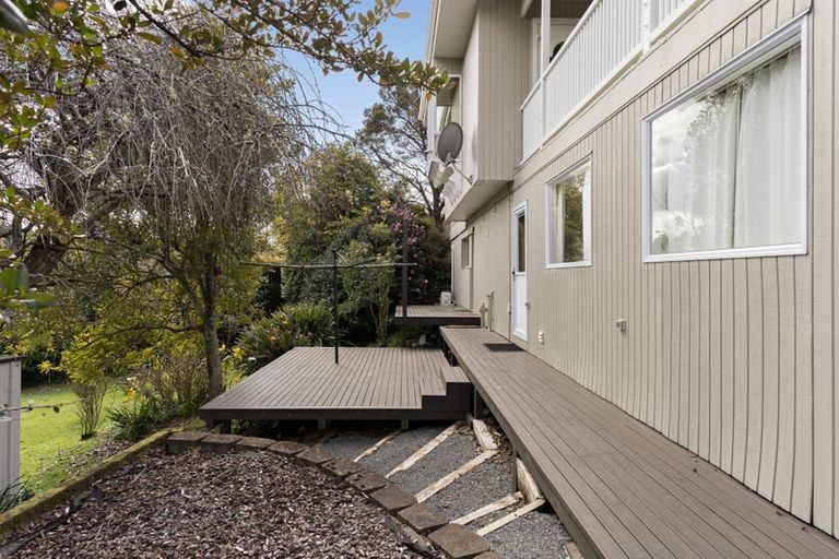 Photo of property in 15 Taioma Crescent, Te Atatu Peninsula, Auckland, 0610