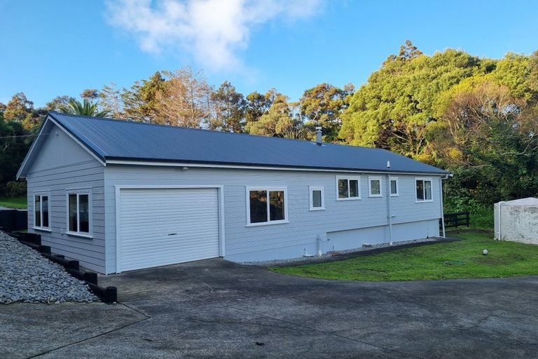 Photo of property in 388 Muriwai Road, Waimauku, 0881
