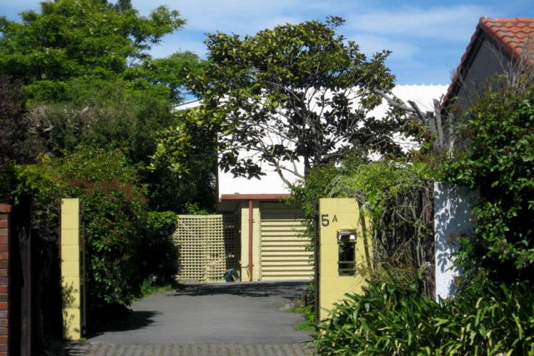 Photo of property in 5a Seneca Place, Burwood, Christchurch, 8083