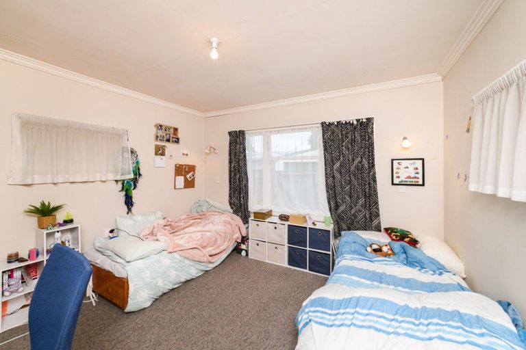 Photo of property in 23 Limbrick Street, Terrace End, Palmerston North, 4410