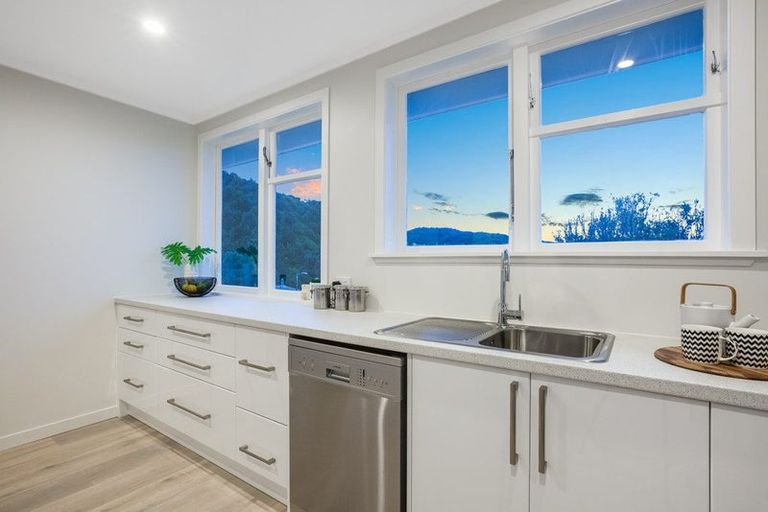 Photo of property in 1 Mahinawa Street, Takapuwahia, Porirua, 5022