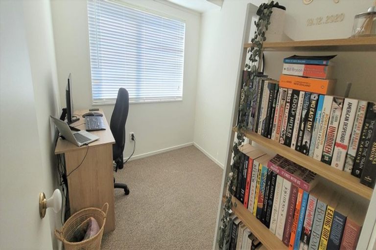 Photo of property in 28 Pacific View Road, Papamoa Beach, Papamoa, 3118