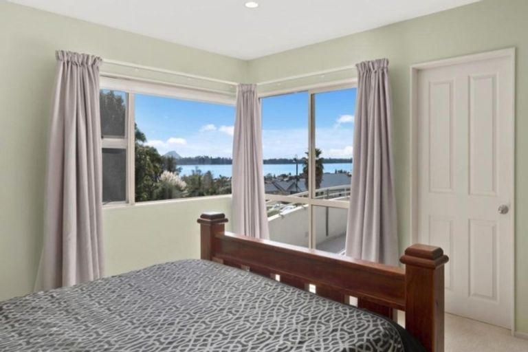 Photo of property in 53 Homestead Place, Welcome Bay, Tauranga, 3112
