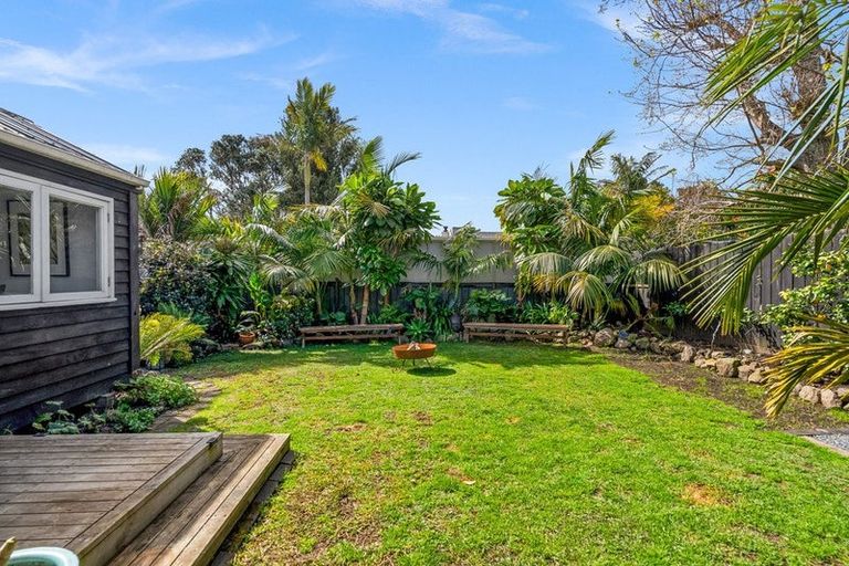 Photo of property in 6 Domain Road, Onerahi, Whangarei, 0110