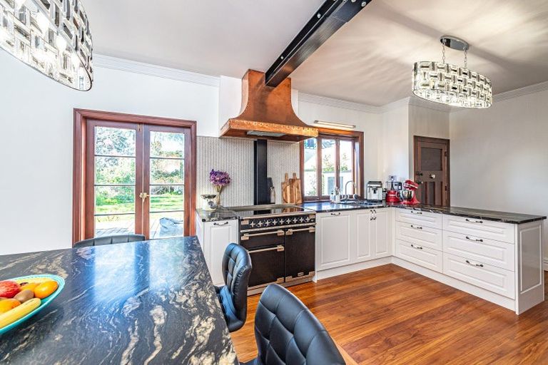 Photo of property in 4 Kent Road, Saint Johns Hill, Whanganui, 4501