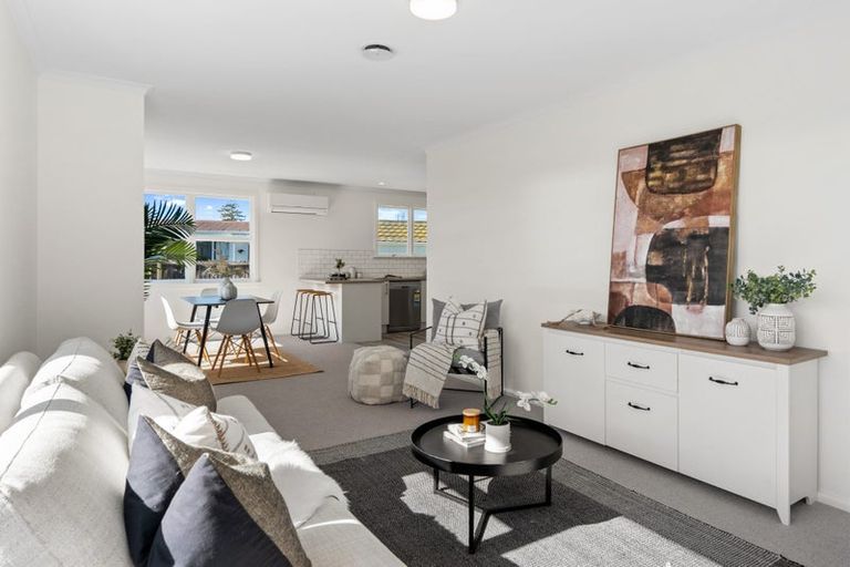Photo of property in 2 Freebairn Street, Redwood, Christchurch, 8051