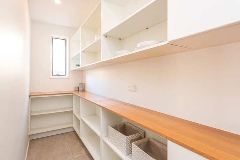 Photo of property in 27 Resolution Place, Bryndwr, Christchurch, 8053