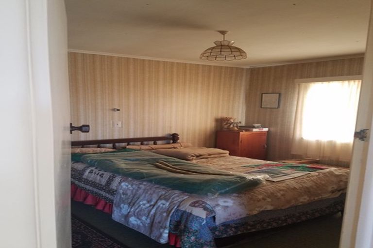 Photo of property in 24 Newhaven Terrace, Mairangi Bay, Auckland, 0630