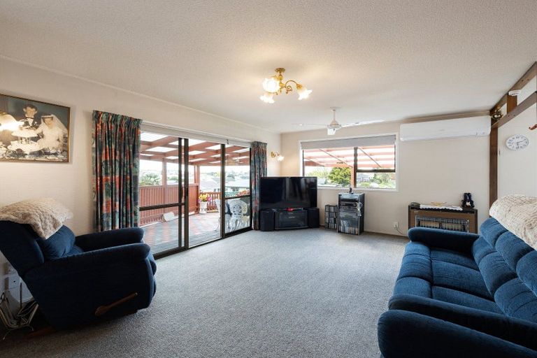 Photo of property in 8 Thode Place, Nawton, Hamilton, 3200