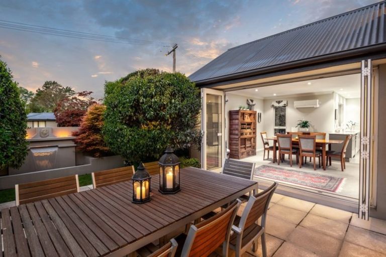 Photo of property in 7 Gleneagles Terrace, Ilam, Christchurch, 8053